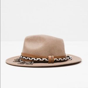 Zara Accessories Coin Wool Felt Hat